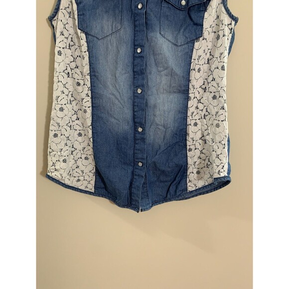 CI SONO Denim Collection Blue Snap Front Sleeveless Top Size M 100% Cotton Lace - Picture 5 of 6